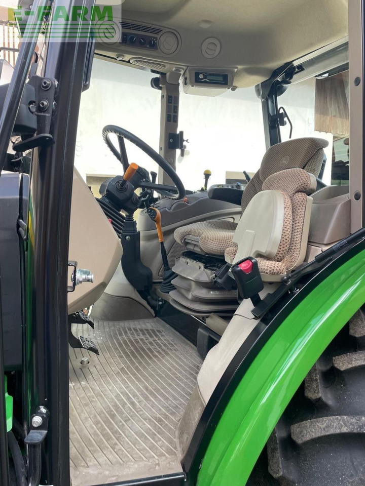 Farm tractor John Deere 5100M: picture 10 Farm tractor John Deere 5100M: picture 10