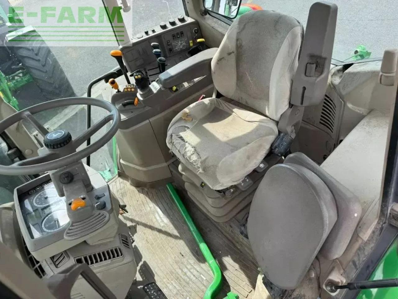 Farm tractor John Deere 6110 m command quad: picture 8
