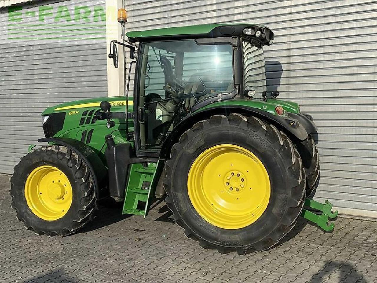 John Deere 6115r - Farm tractor: picture 4 John Deere 6115r - Farm tractor: picture 4