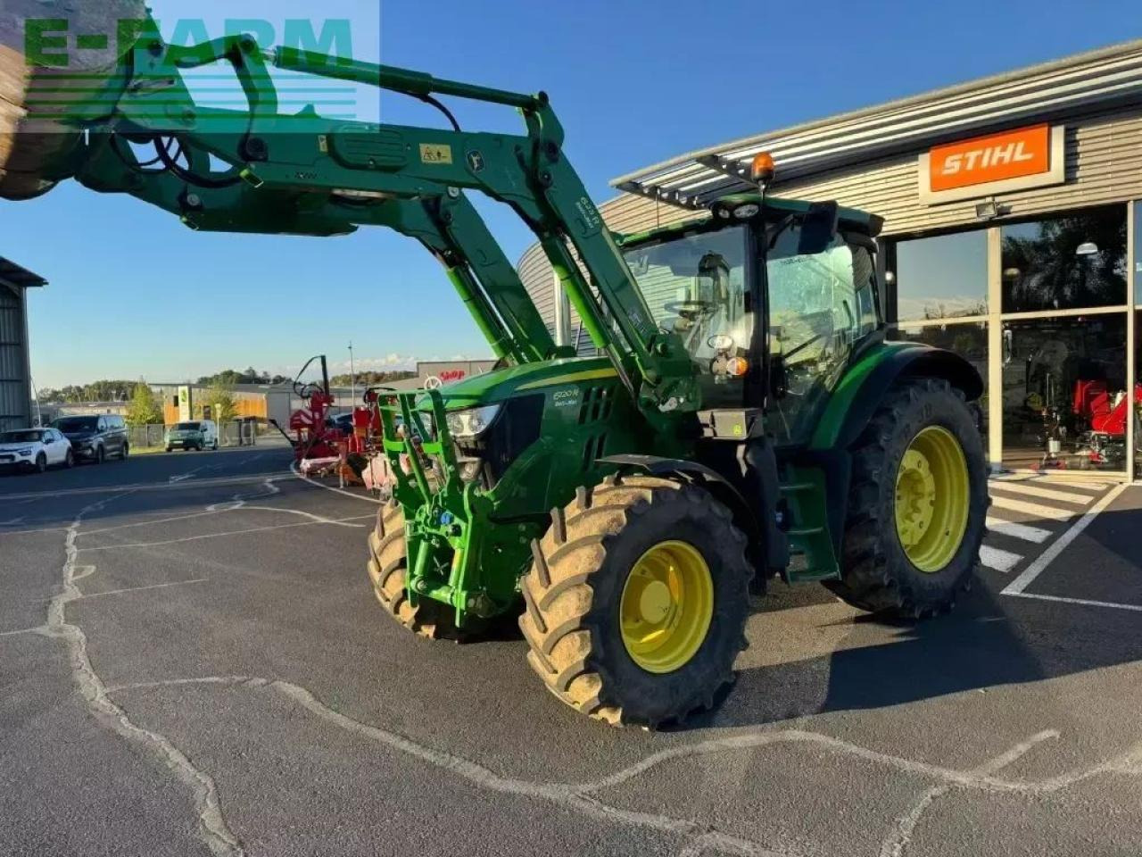 John Deere 6120 r autoquad - Farm tractor: picture 2 John Deere 6120 r autoquad - Farm tractor: picture 2