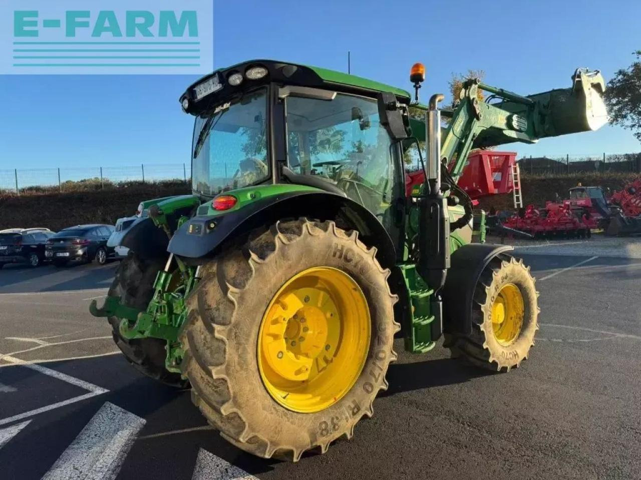 John Deere 6120 r autoquad - Farm tractor: picture 4 John Deere 6120 r autoquad - Farm tractor: picture 4