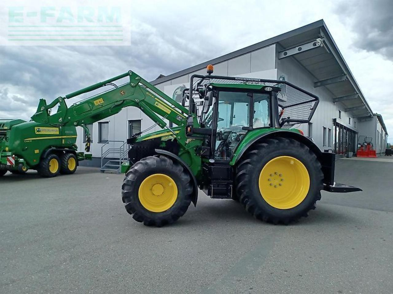 John Deere 6120m uvv forstschlepper - Farm tractor: picture 2 John Deere 6120m uvv forstschlepper - Farm tractor: picture 2