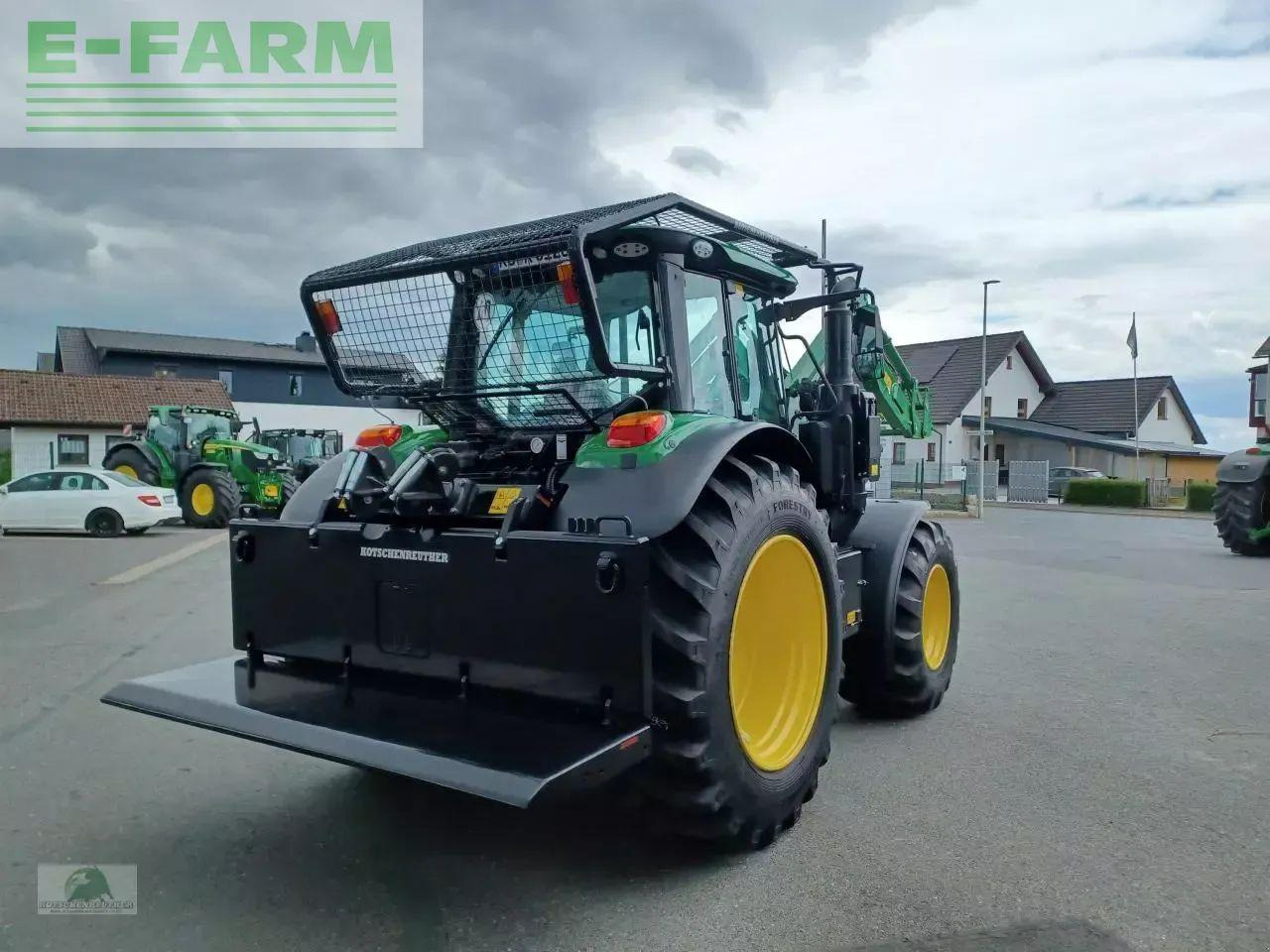 John Deere 6120m uvv forstschlepper - Farm tractor: picture 5 John Deere 6120m uvv forstschlepper - Farm tractor: picture 5