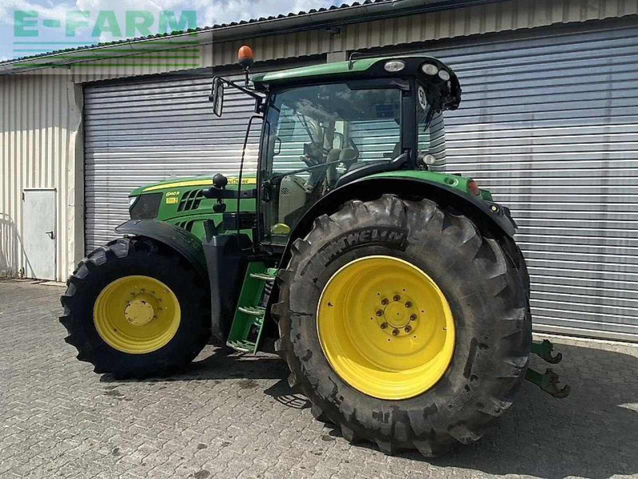 Farm tractor John Deere 6140r: picture 6
