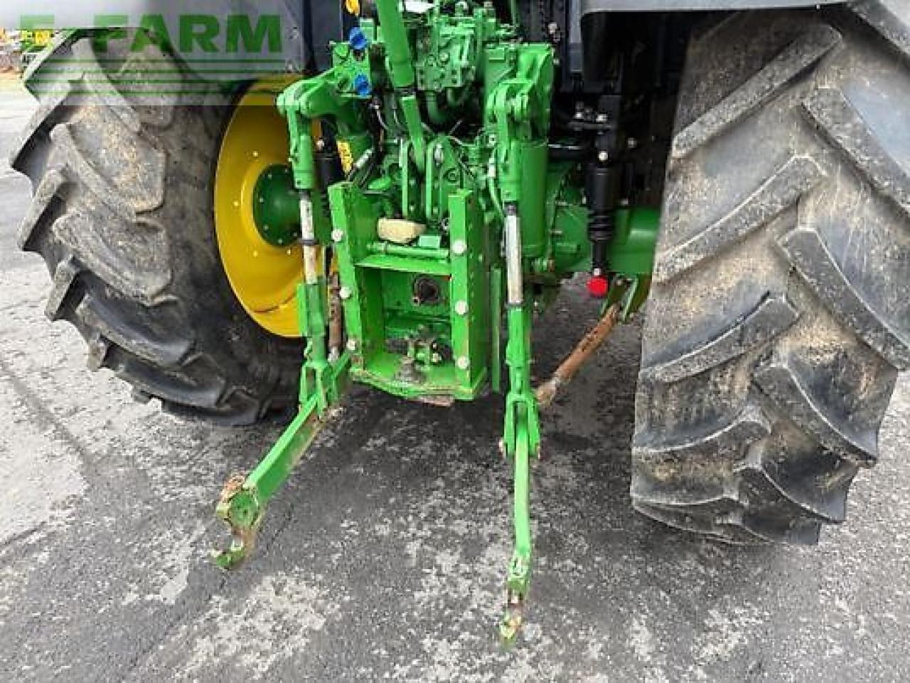 John Deere 6145m - Farm tractor: picture 5 John Deere 6145m - Farm tractor: picture 5