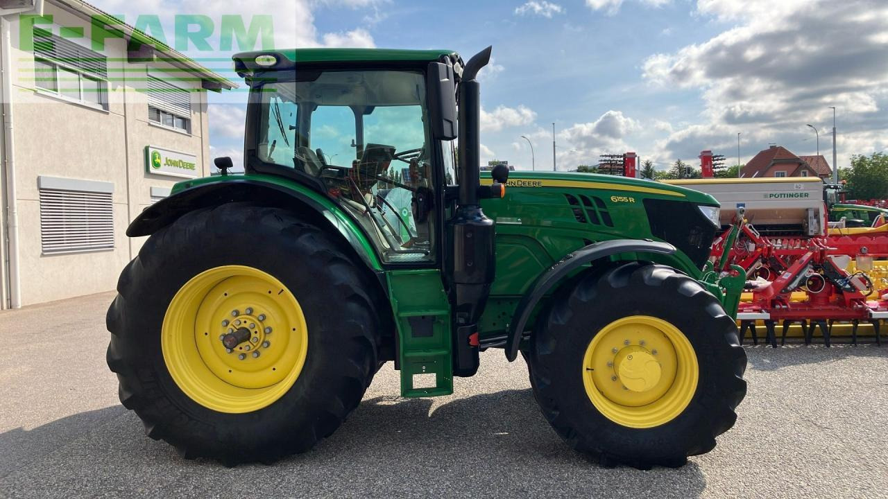 John Deere 6155R - Farm tractor: picture 5 John Deere 6155R - Farm tractor: picture 5
