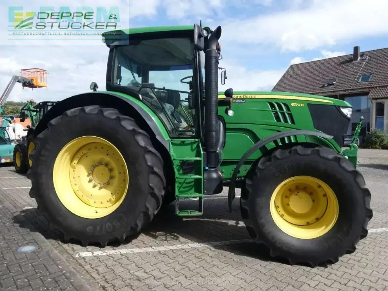 John Deere 6170r - Farm tractor: picture 4 John Deere 6170r - Farm tractor: picture 4