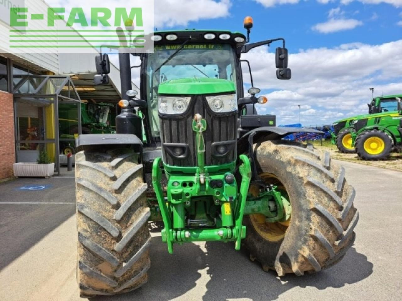 John Deere 6175r - Farm tractor: picture 5 John Deere 6175r - Farm tractor: picture 5