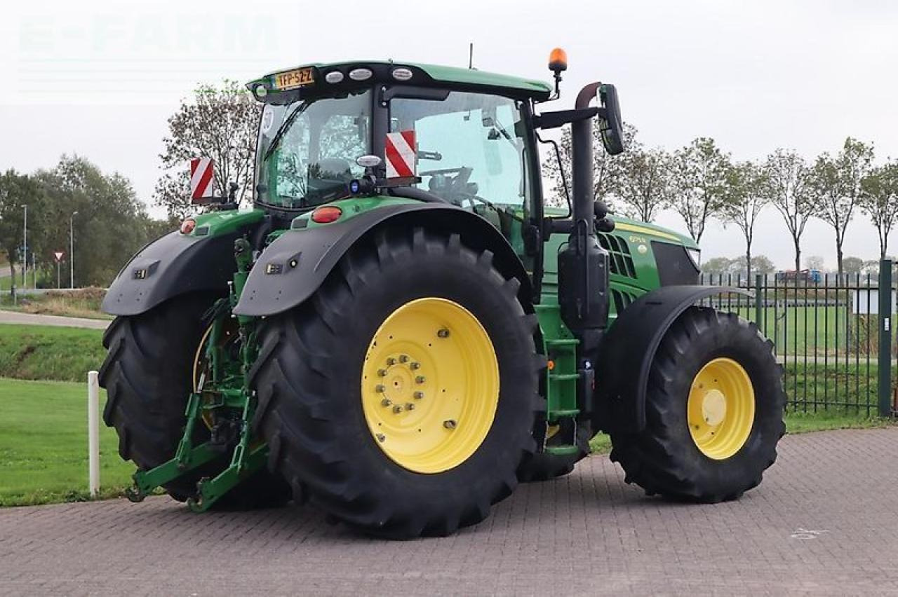 John Deere 6175r traktor - Farm tractor: picture 3 John Deere 6175r traktor - Farm tractor: picture 3