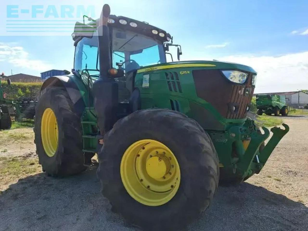 John Deere 6215r - Farm tractor: picture 3 John Deere 6215r - Farm tractor: picture 3