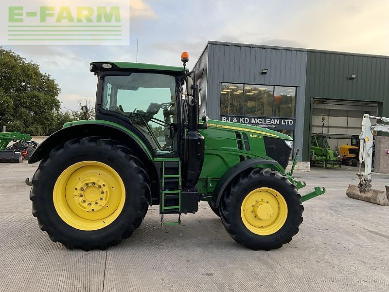 John Deere 6230r tractor (st24280) - Farm tractor: picture 1 John Deere 6230r tractor (st24280) - Farm tractor: picture 1