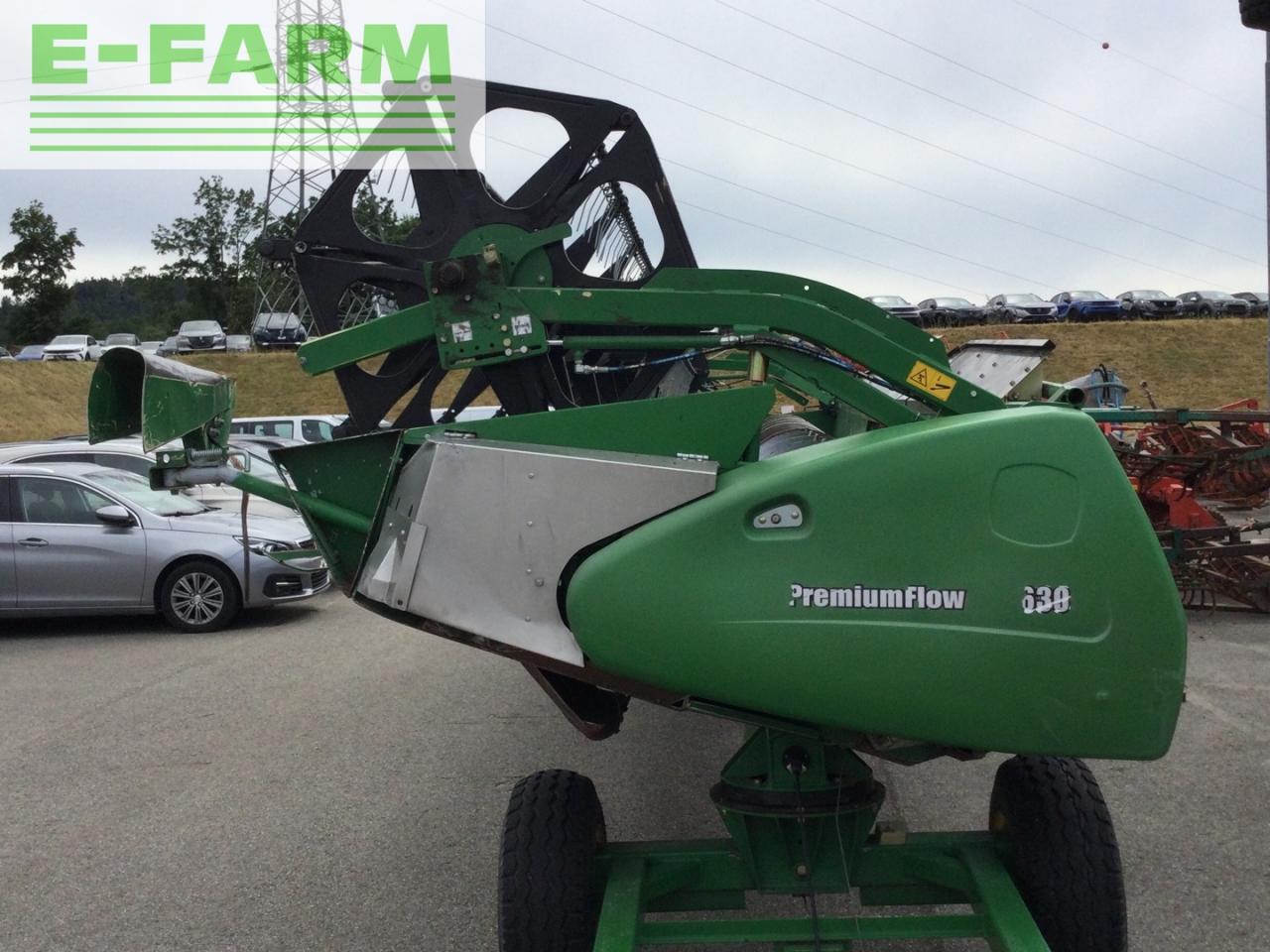 John Deere 630 Premium Flow - Grain header: picture 2 John Deere 630 Premium Flow - Grain header: picture 2