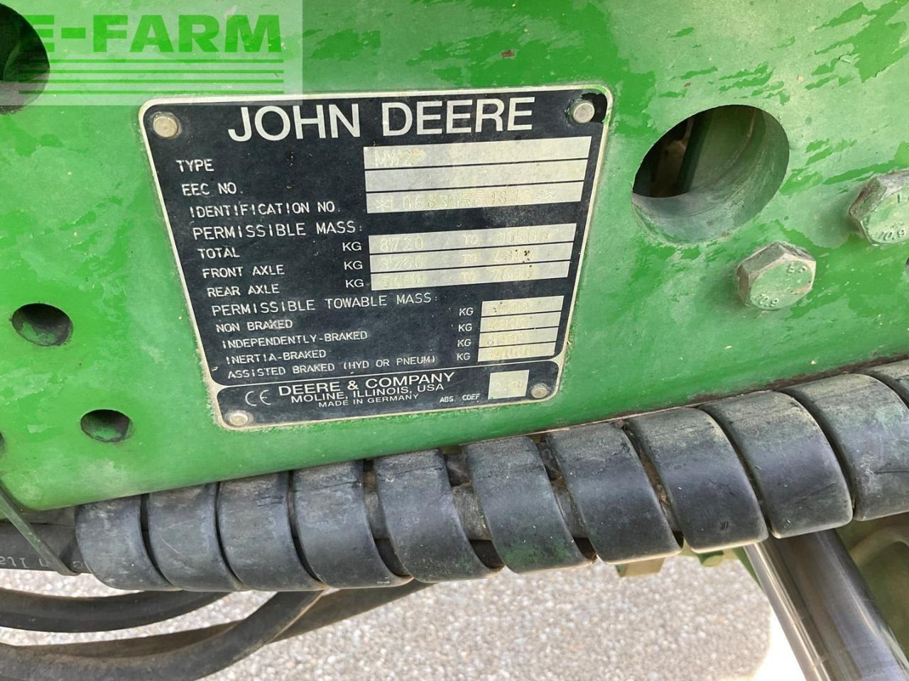 Farm tractor John Deere 6830: picture 22