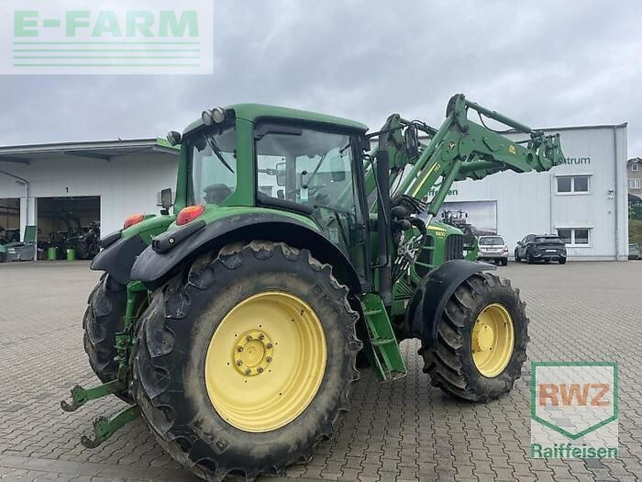 John Deere 6830 Premium - Farm tractor: picture 5 John Deere 6830 Premium - Farm tractor: picture 5