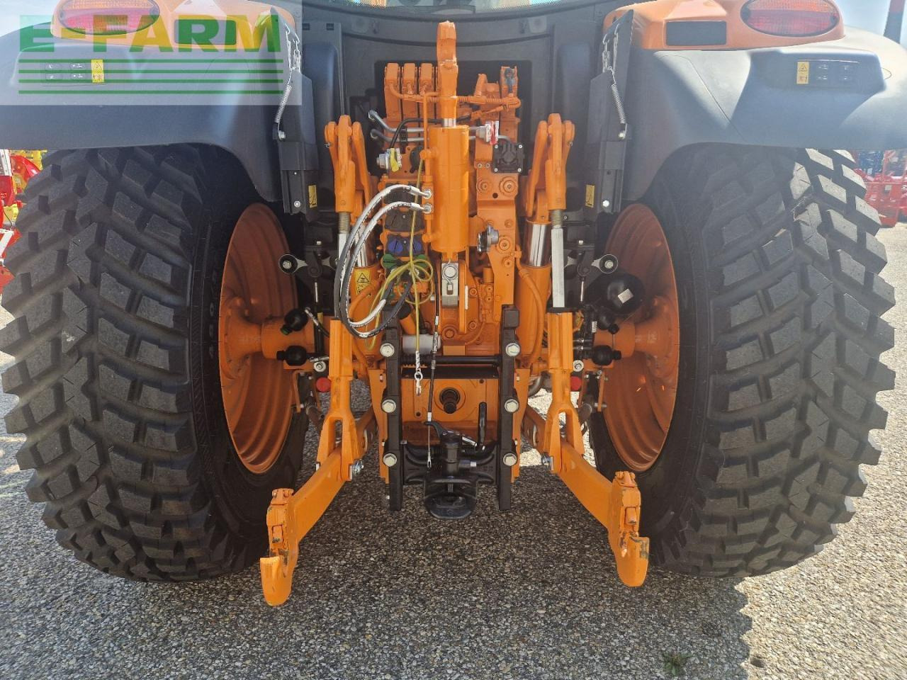 Farm tractor John Deere 6R 150: picture 14