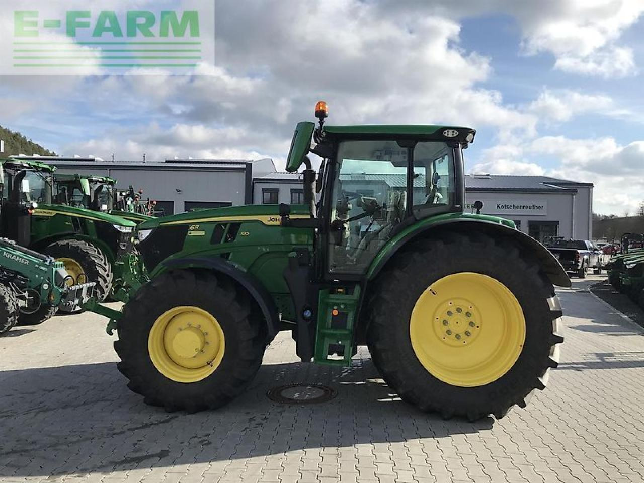 John Deere 6r 185 - Farm tractor: picture 5 John Deere 6r 185 - Farm tractor: picture 5