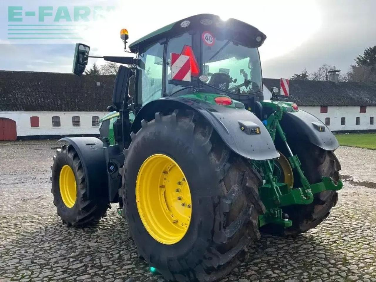John Deere 6r 250 - Farm tractor: picture 4 John Deere 6r 250 - Farm tractor: picture 4