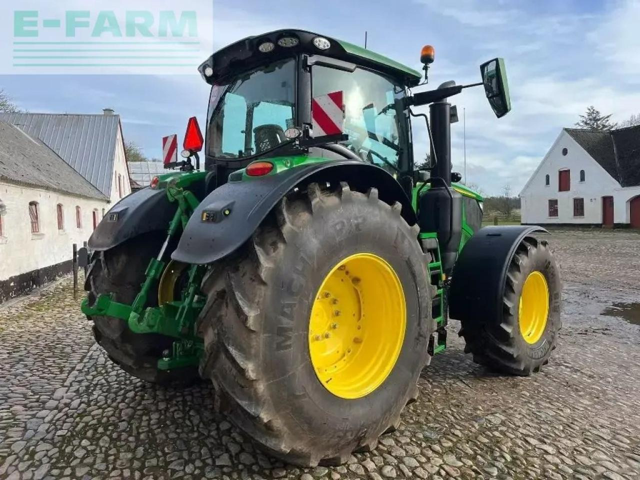 John Deere 6r 250 - Farm tractor: picture 3 John Deere 6r 250 - Farm tractor: picture 3