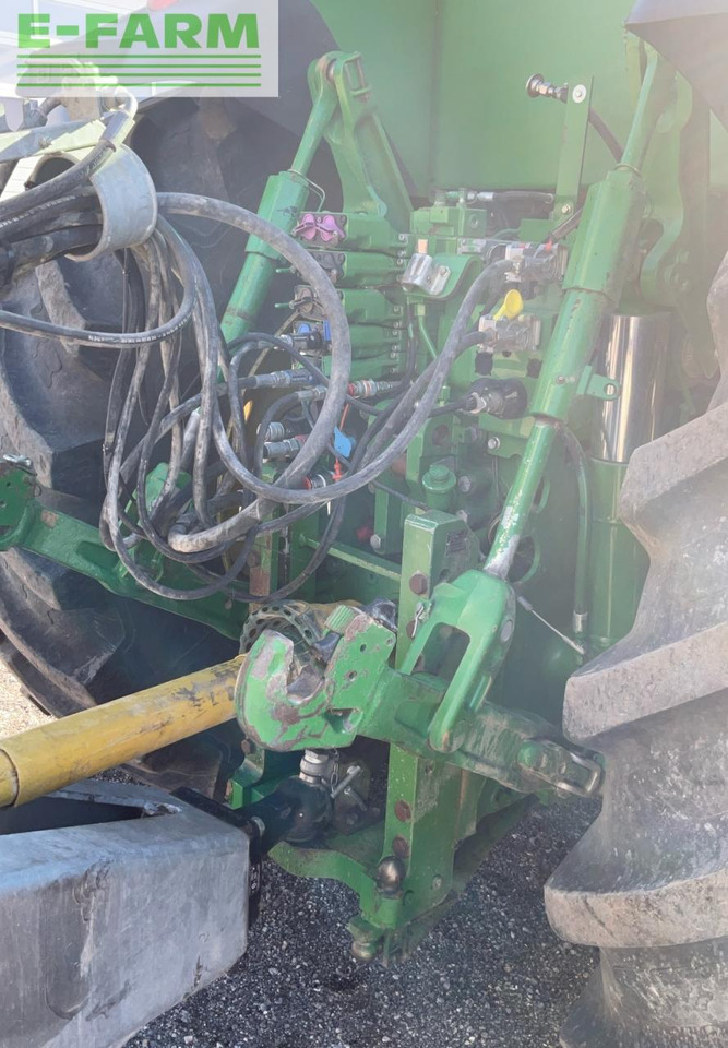 Farm tractor John Deere 7280R: picture 11