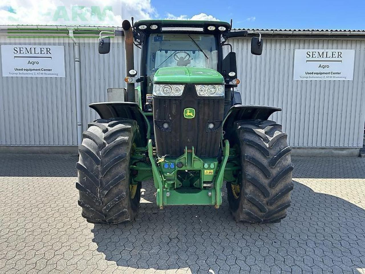 John Deere 7280r - Farm tractor: picture 2 John Deere 7280r - Farm tractor: picture 2