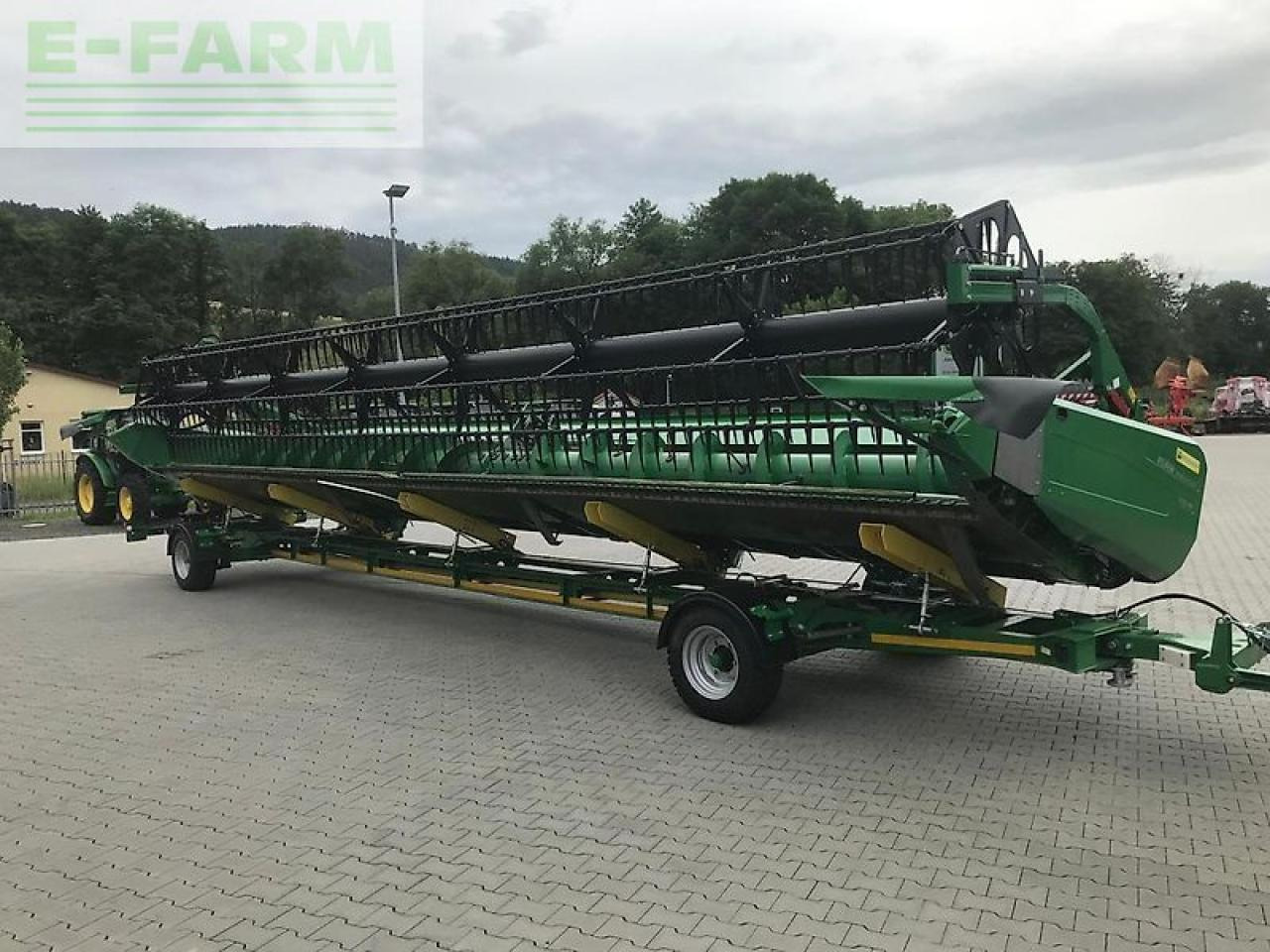 John Deere 735pf - Forage harvester attachment: picture 1 John Deere 735pf - Forage harvester attachment: picture 1