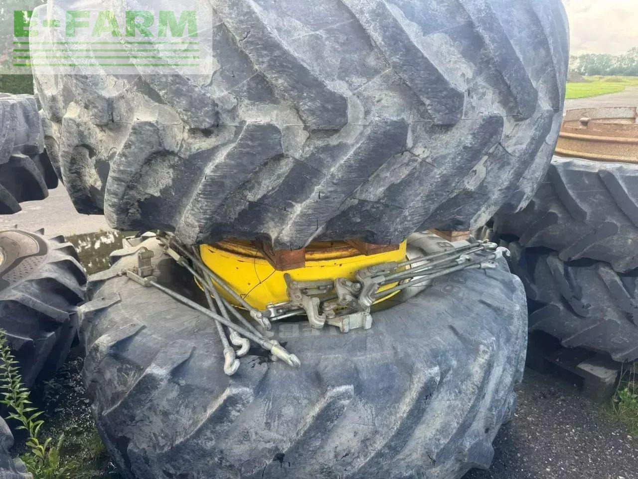 John Deere 8345r - Farm tractor: picture 4 John Deere 8345r - Farm tractor: picture 4