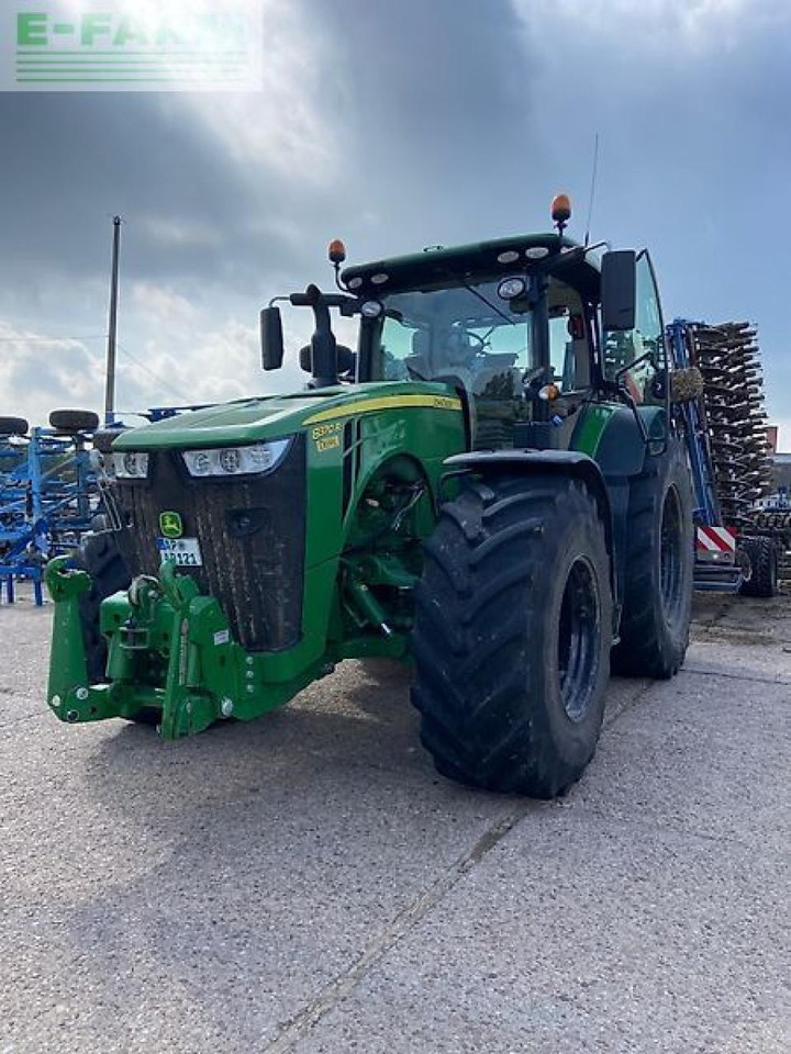 John Deere 8370 r - Farm tractor: picture 3 John Deere 8370 r - Farm tractor: picture 3