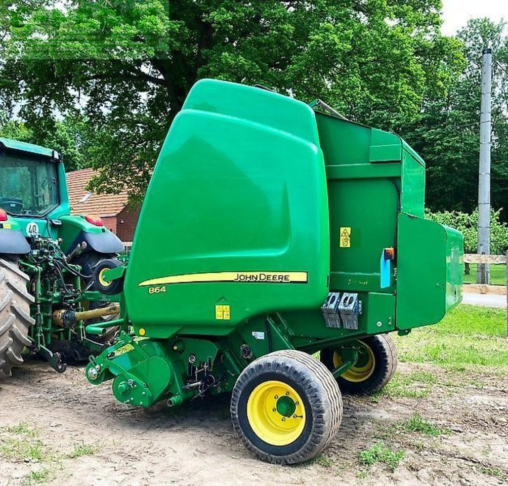John Deere 864 premium maxicut - Square baler: picture 2 John Deere 864 premium maxicut - Square baler: picture 2