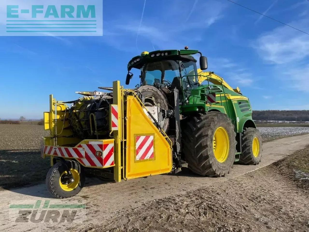 John Deere 8700i - Forage harvester: picture 1 John Deere 8700i - Forage harvester: picture 1