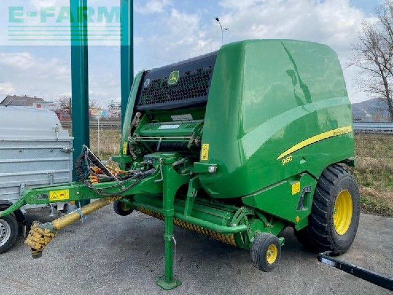 John Deere 960 - Square baler: picture 1 John Deere 960 - Square baler: picture 1