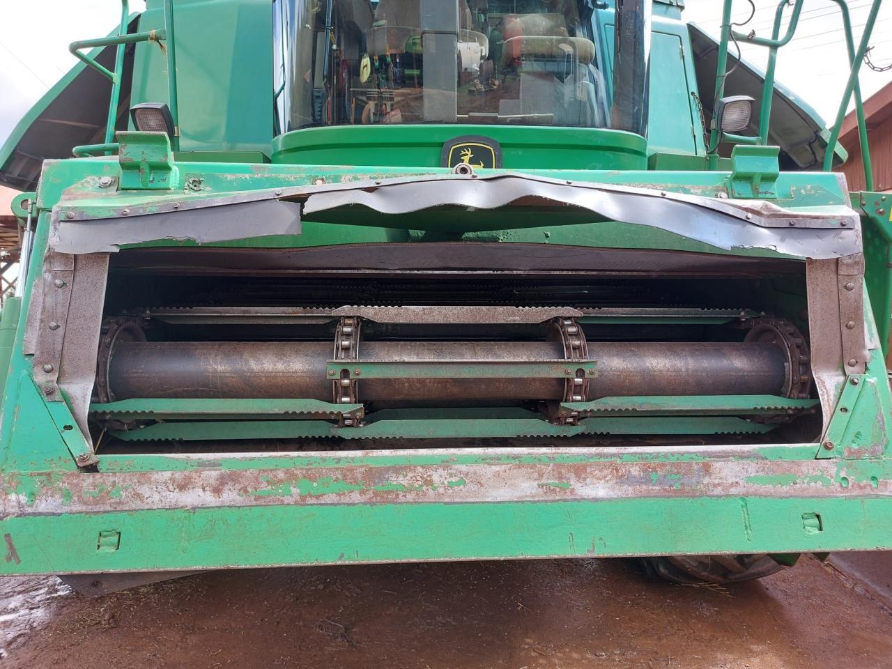 John Deere 9640WTS HillMaster - Combine harvester: picture 3 John Deere 9640WTS HillMaster - Combine harvester: picture 3