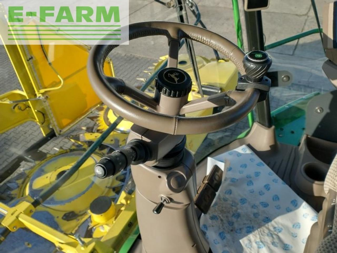 Forage harvester John Deere 9800: picture 17