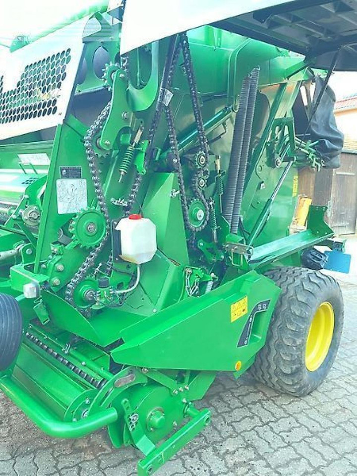 John Deere 990 premium - Square baler: picture 2 John Deere 990 premium - Square baler: picture 2