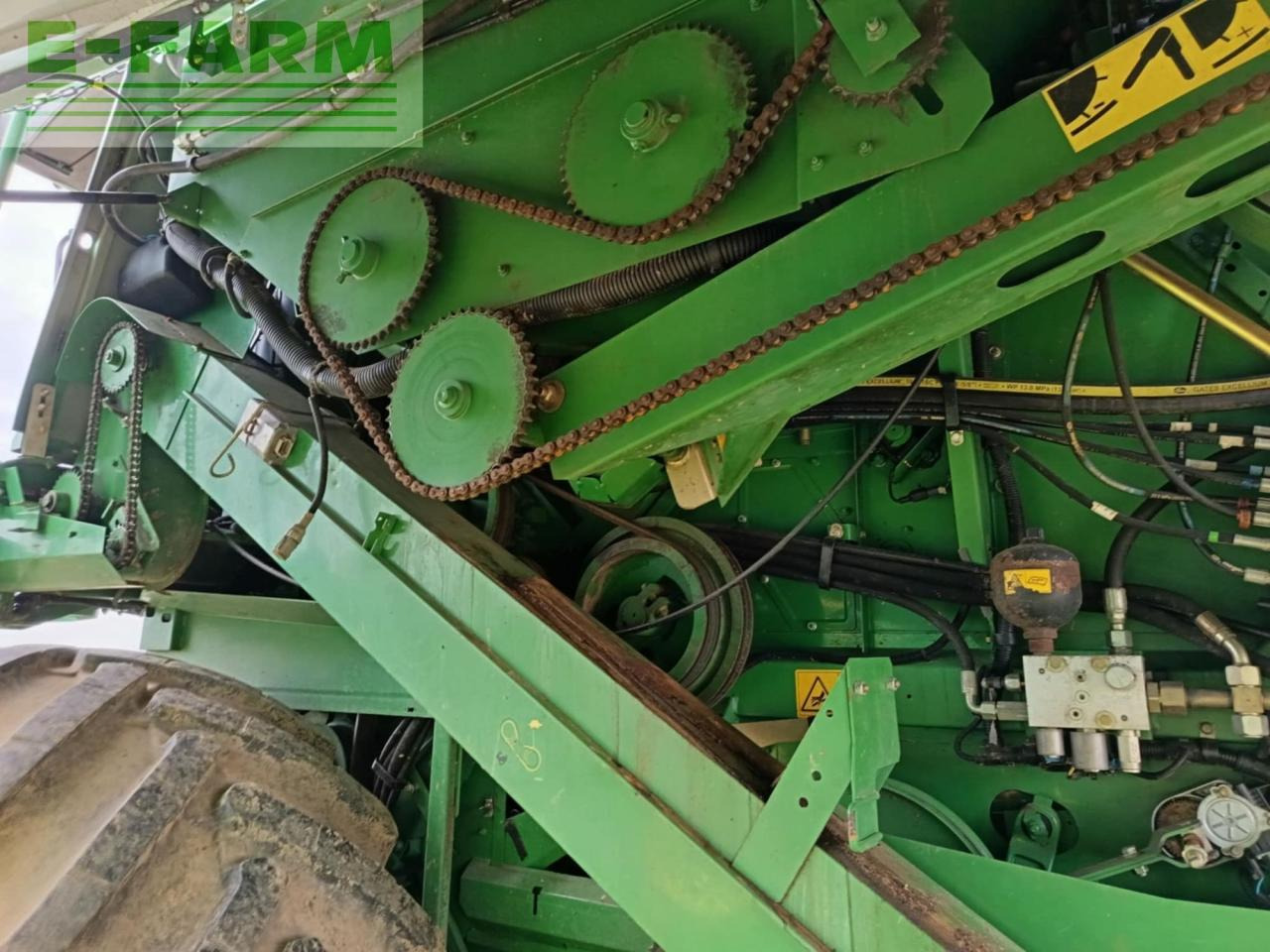 Combine harvester John Deere T660: picture 15