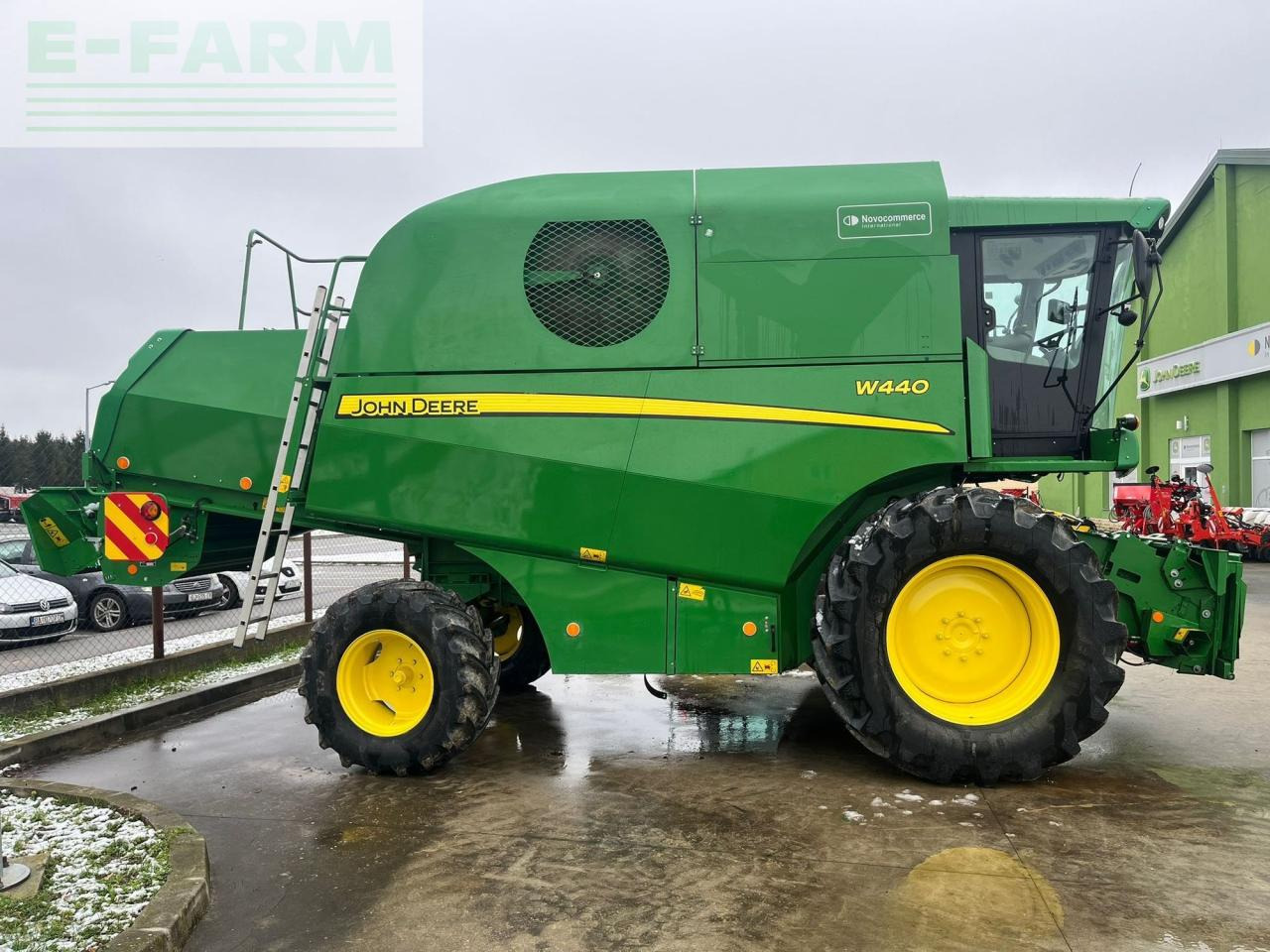 John Deere W440 - Combine harvester: picture 4 John Deere W440 - Combine harvester: picture 4