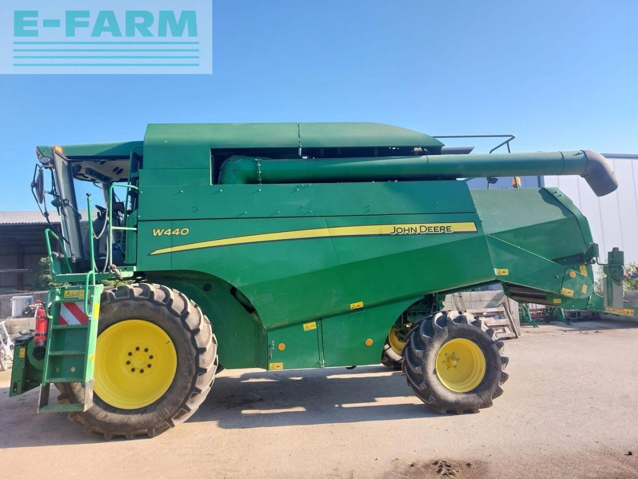 John Deere W440 - Combine harvester: picture 5 John Deere W440 - Combine harvester: picture 5