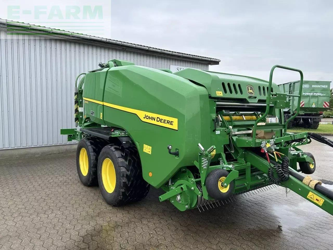 John Deere c441r - Square baler: picture 2 John Deere c441r - Square baler: picture 2