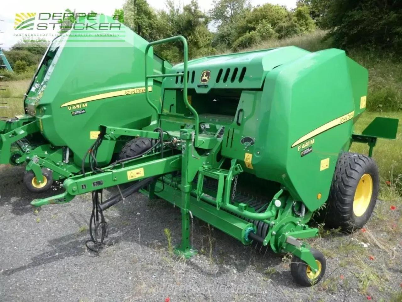 John Deere f441 m - Square baler: picture 3 John Deere f441 m - Square baler: picture 3