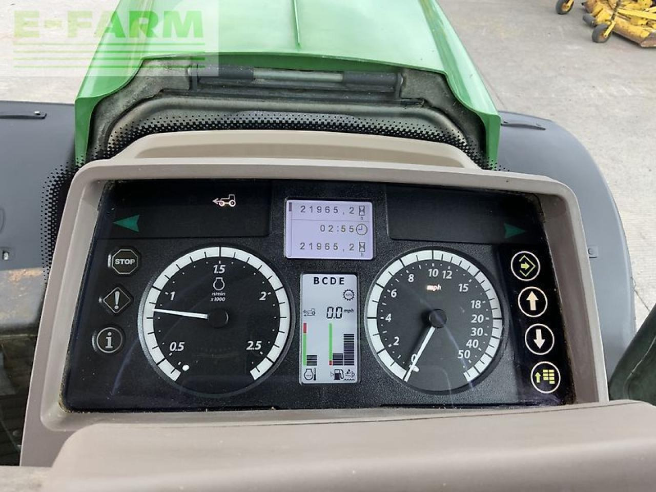 Farm tractor John Deere tractor 6155m (st23502): picture 20