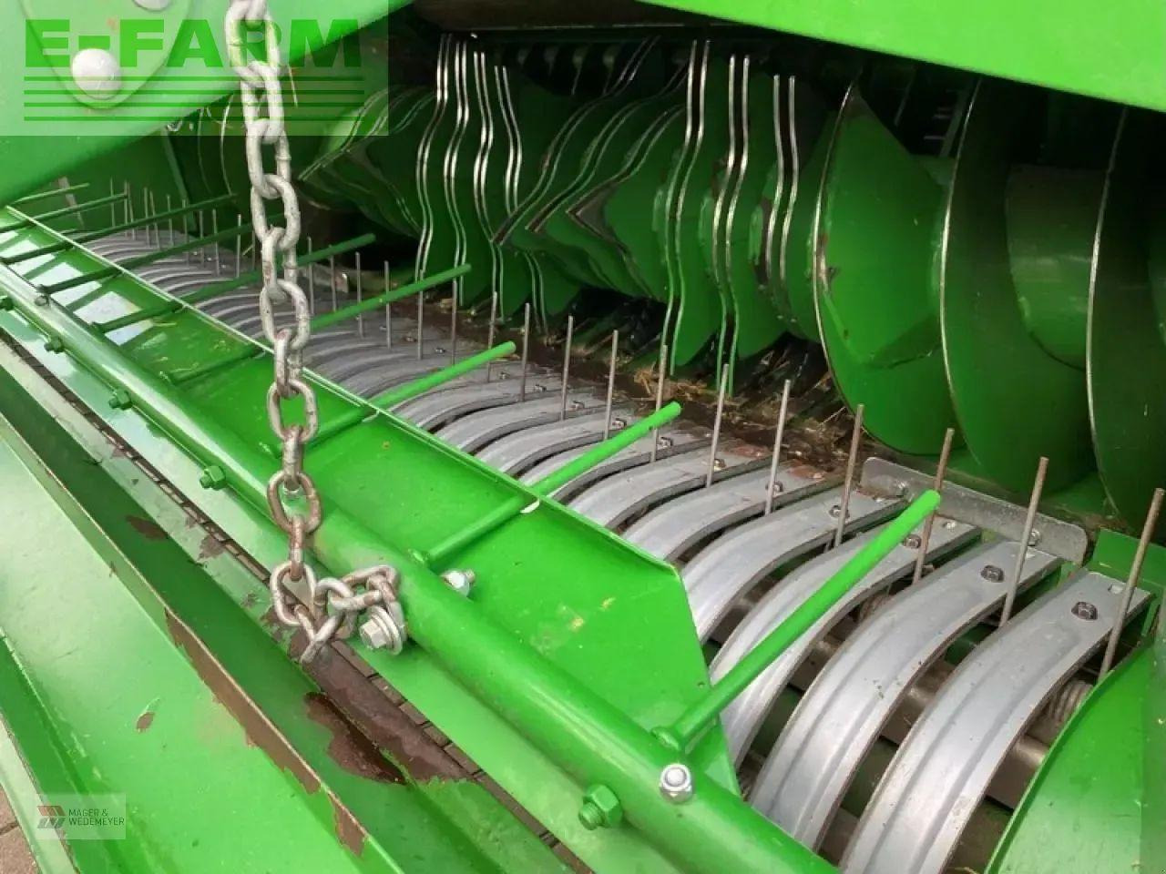 John Deere v 451 m - Square baler: picture 2 John Deere v 451 m - Square baler: picture 2