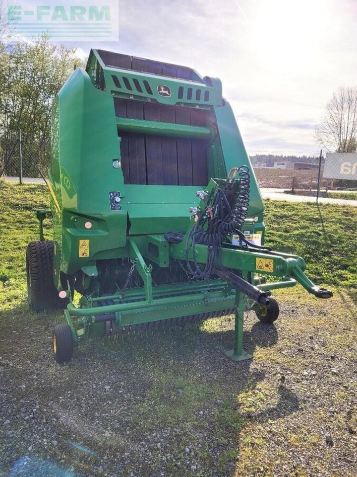 John Deere v461m - Square baler: picture 3 John Deere v461m - Square baler: picture 3