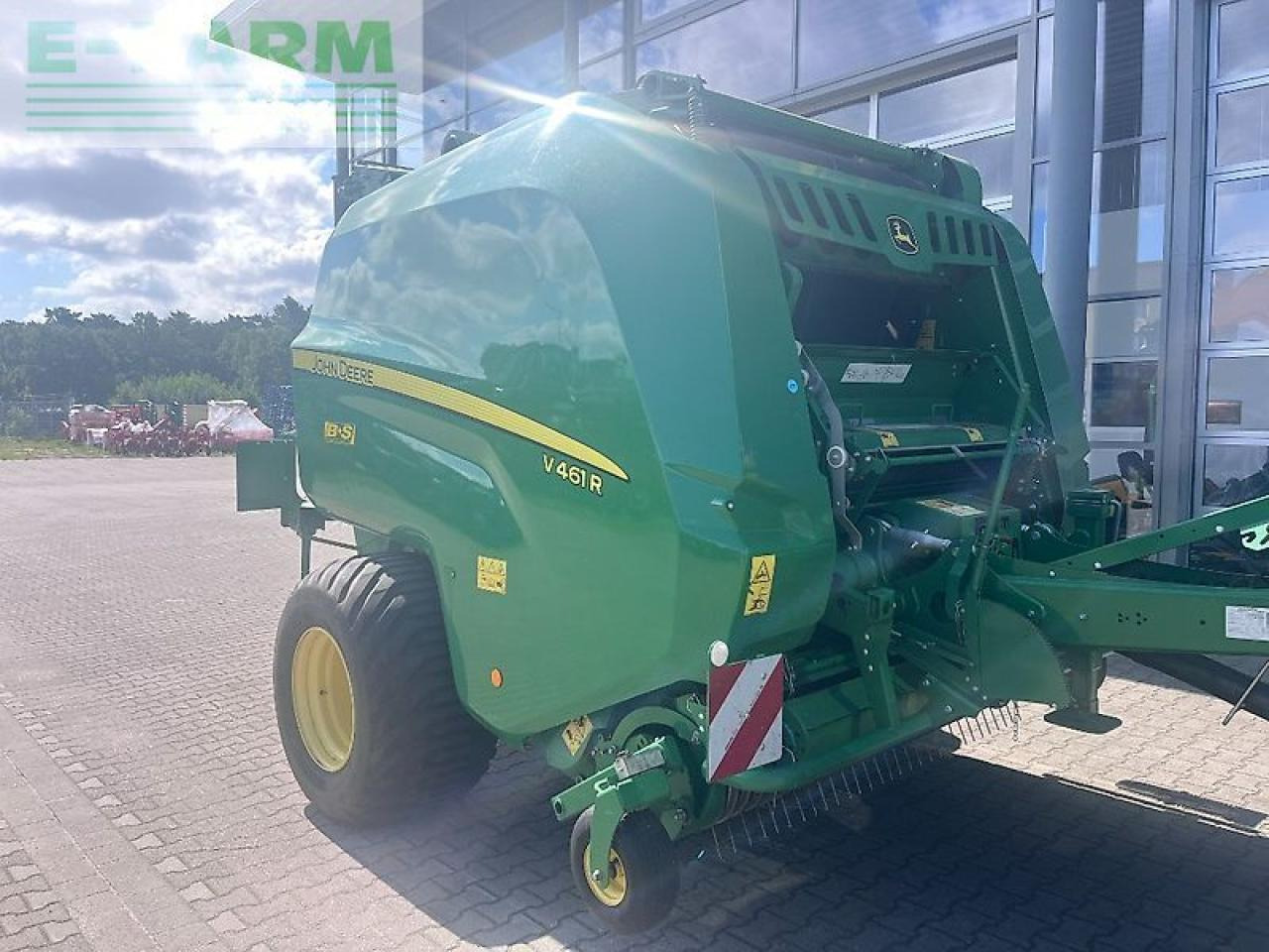 John Deere v461r paket rundb. - rotoflow - Square baler: picture 2 John Deere v461r paket rundb. - rotoflow - Square baler: picture 2