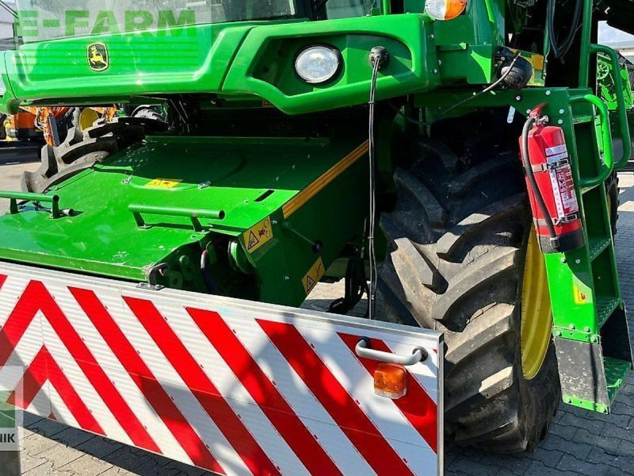 John Deere w330 - Combine harvester: picture 4 John Deere w330 - Combine harvester: picture 4