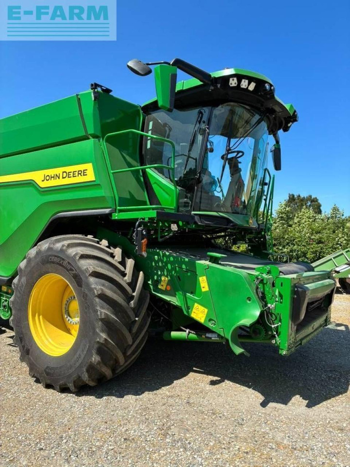 John Deere x9 1000 - Combine harvester: picture 2 John Deere x9 1000 - Combine harvester: picture 2