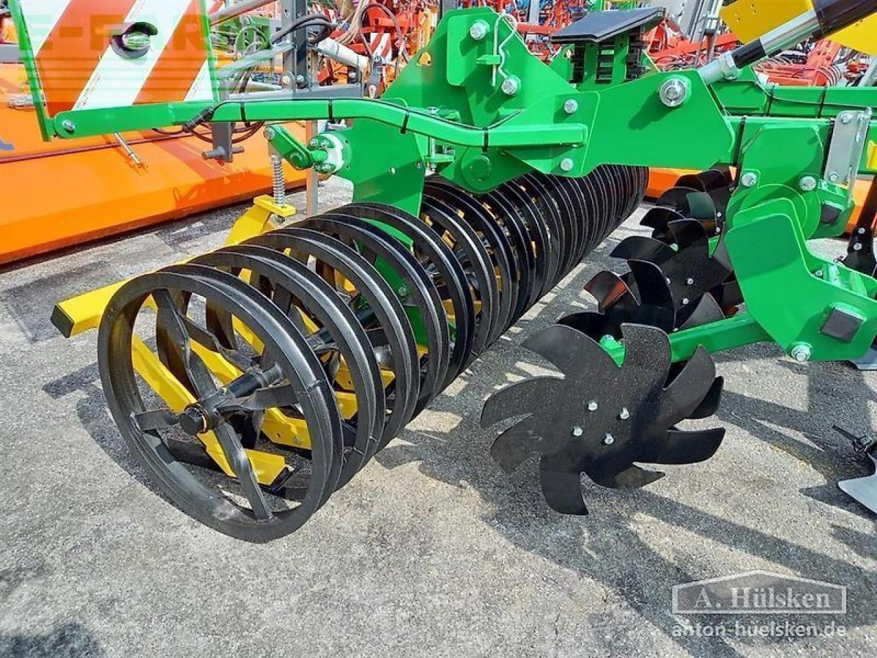 Kerner sternradgrubber corona 300 - Cultivator: picture 5 Kerner sternradgrubber corona 300 - Cultivator: picture 5