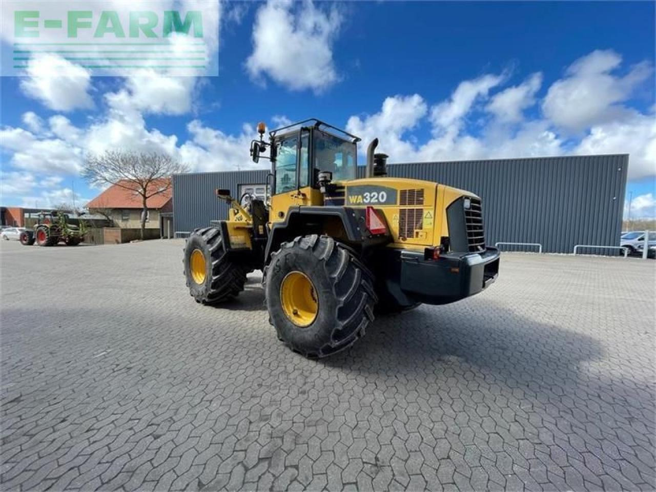 Mini excavator Komatsu wa320-5: picture 7