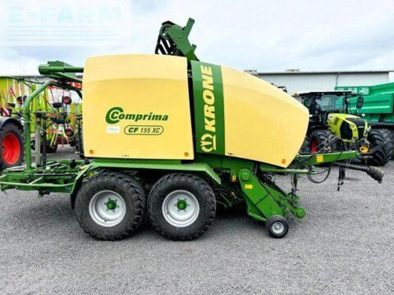 Krone comprima cf 155 xc, pressen-wickler-kombination - Square baler: picture 2 Krone comprima cf 155 xc, pressen-wickler-kombination - Square baler: picture 2