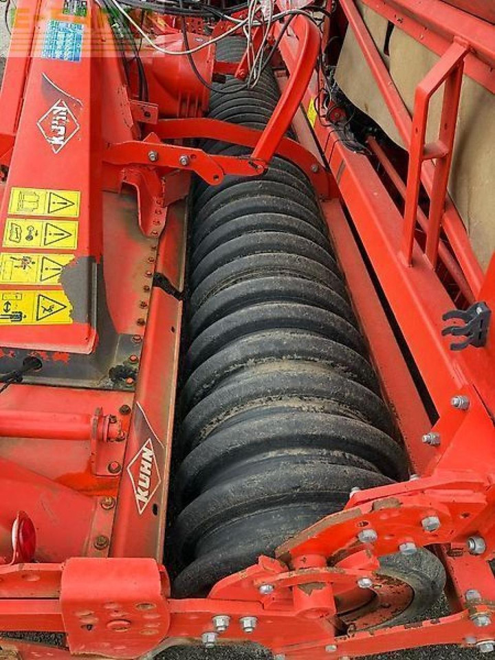 Kuhn combiliner 4m - Seed drill: picture 3 Kuhn combiliner 4m - Seed drill: picture 3