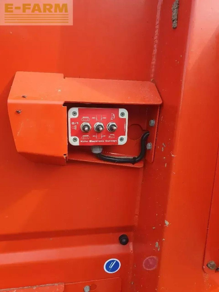 Kuhn primor 15070m - Silage equipment: picture 2 Kuhn primor 15070m - Silage equipment: picture 2