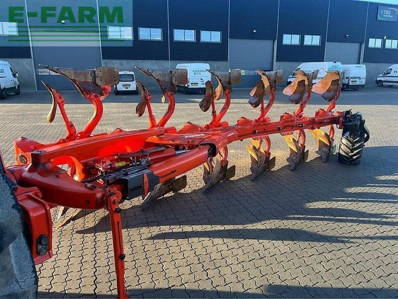 Kuhn vari-master l on land - Plow: picture 2 Kuhn vari-master l on land - Plow: picture 2